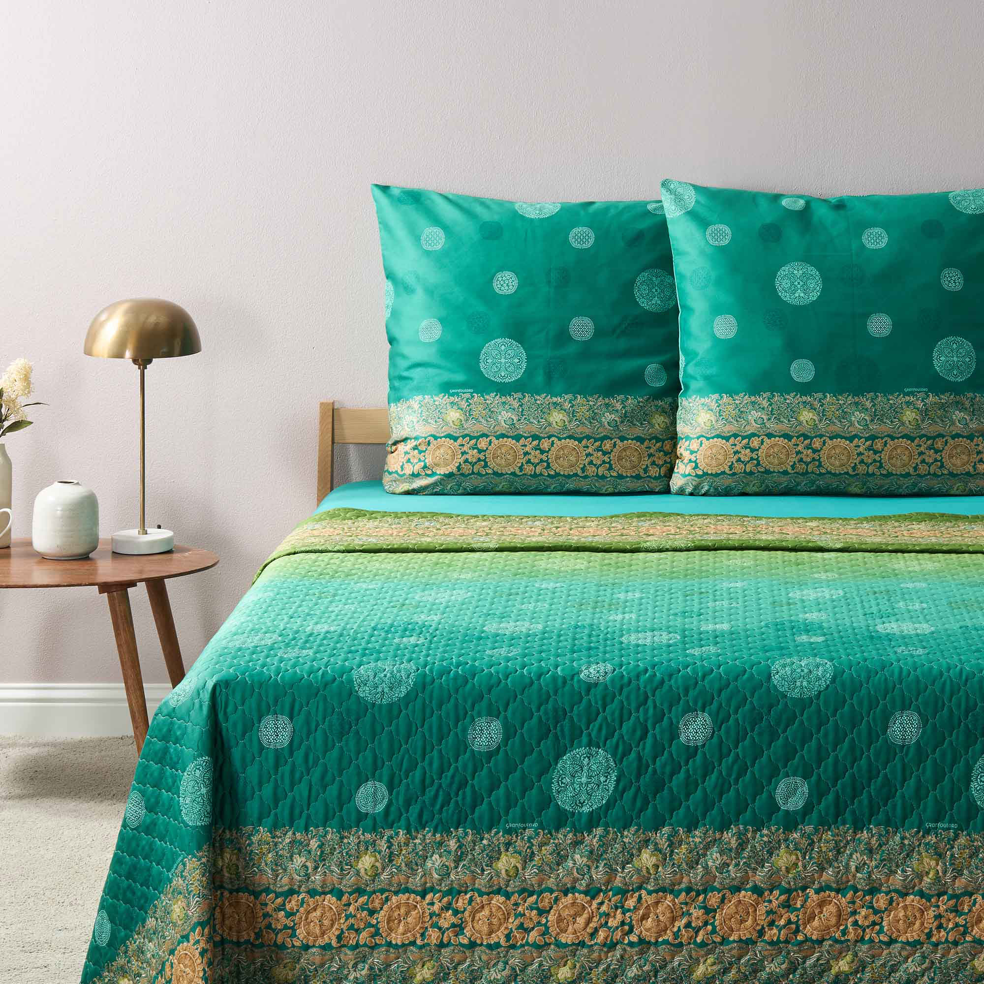 Bassetti Tagesdecke PALLAVICINO | V1 Mint