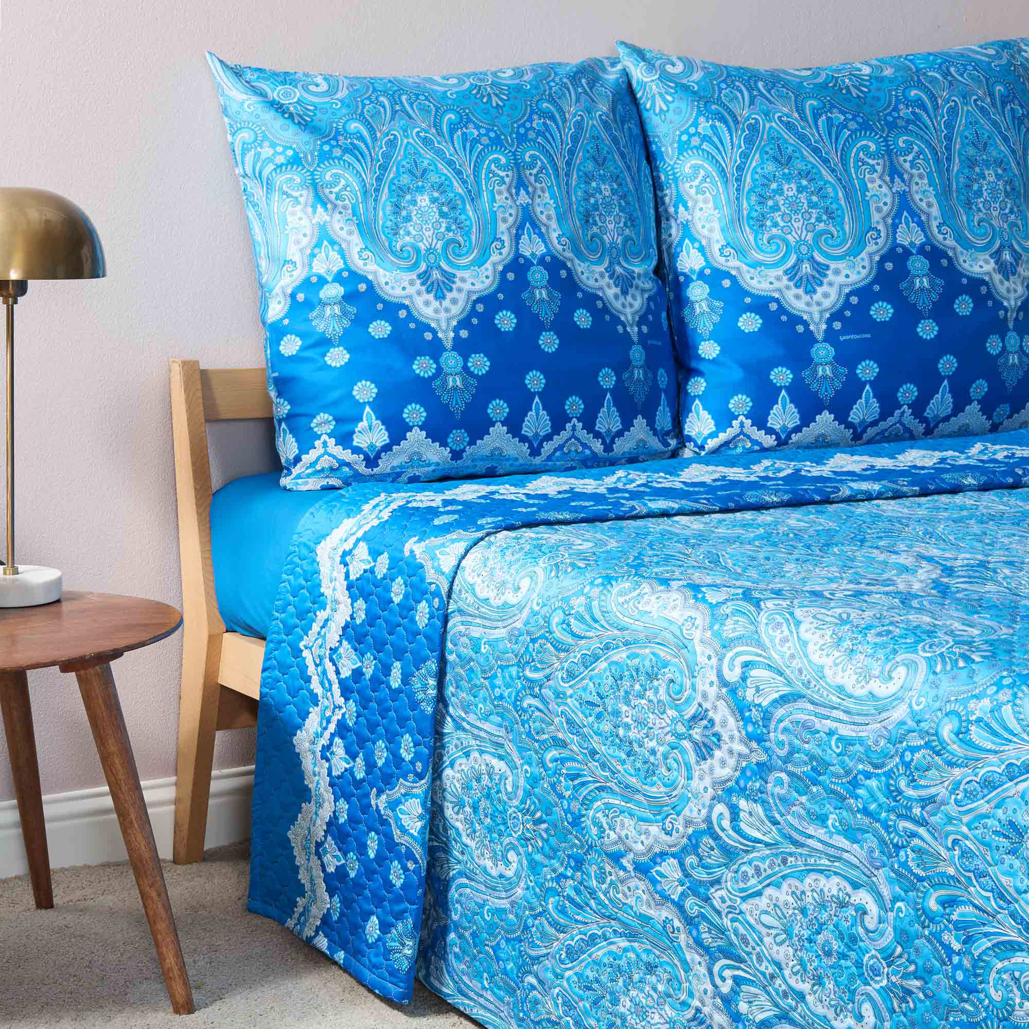 Bassetti Tagesdecke ISOLABELLA | B1 Indigo