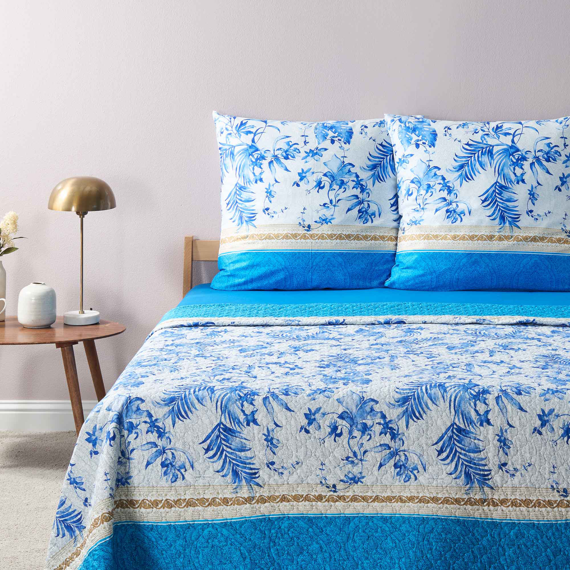 Bassetti Tagesdecke IBISCUS TATTOO | B1 Blau