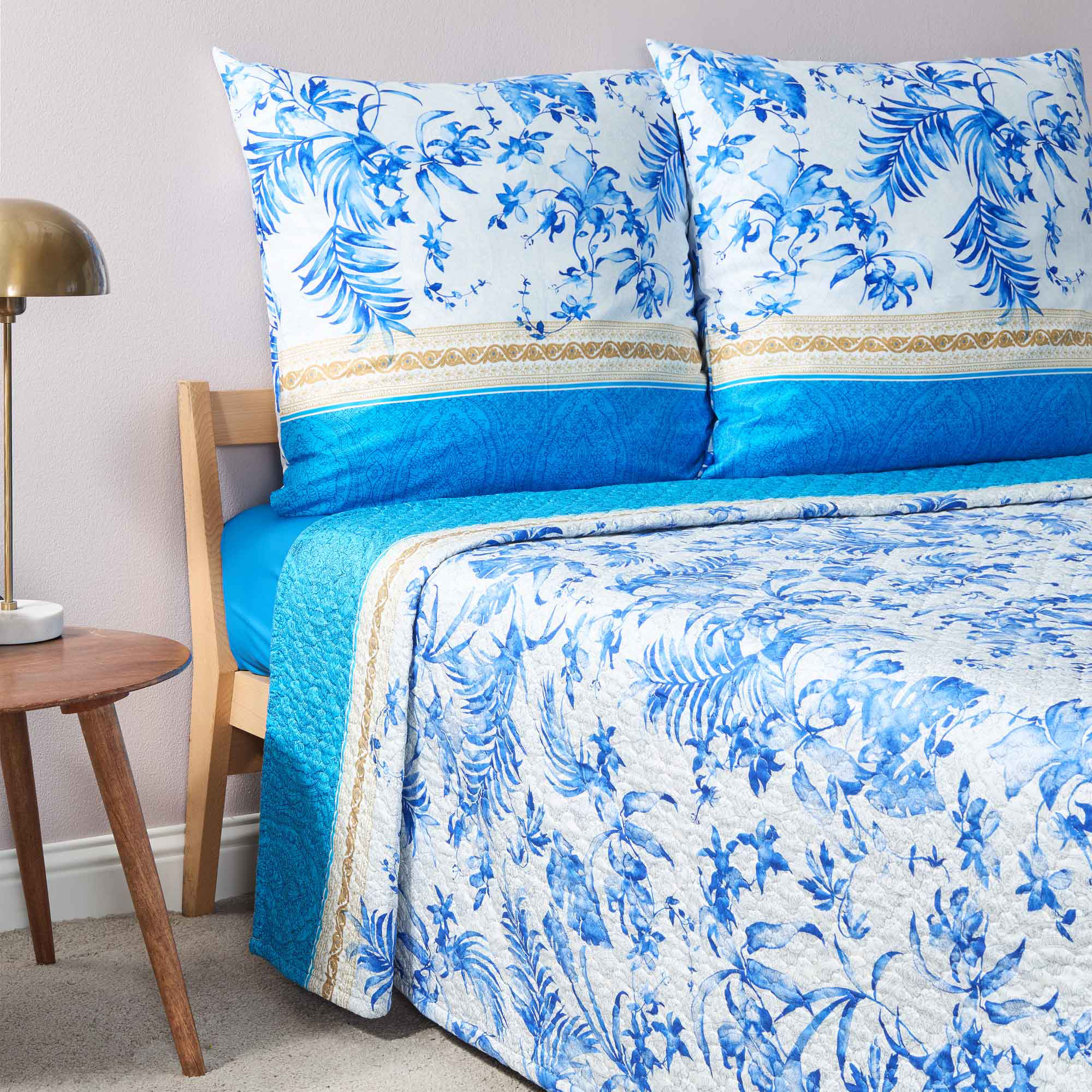 Bassetti Tagesdecke IBISCUS TATTOO | B1 Blau