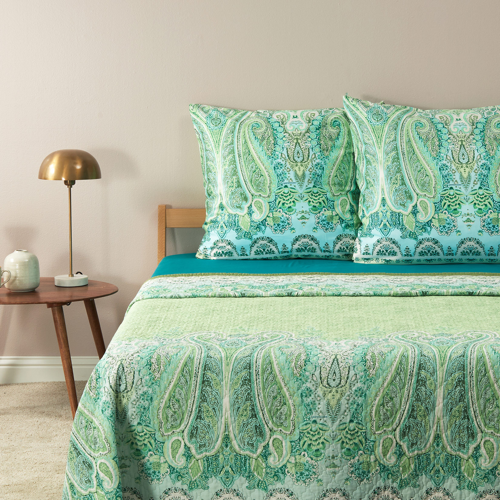 Bassetti Tagesdecke MERGELLINA | V1 Grün Bassetti Tagesdecke MERGELLINA | V1 Grün