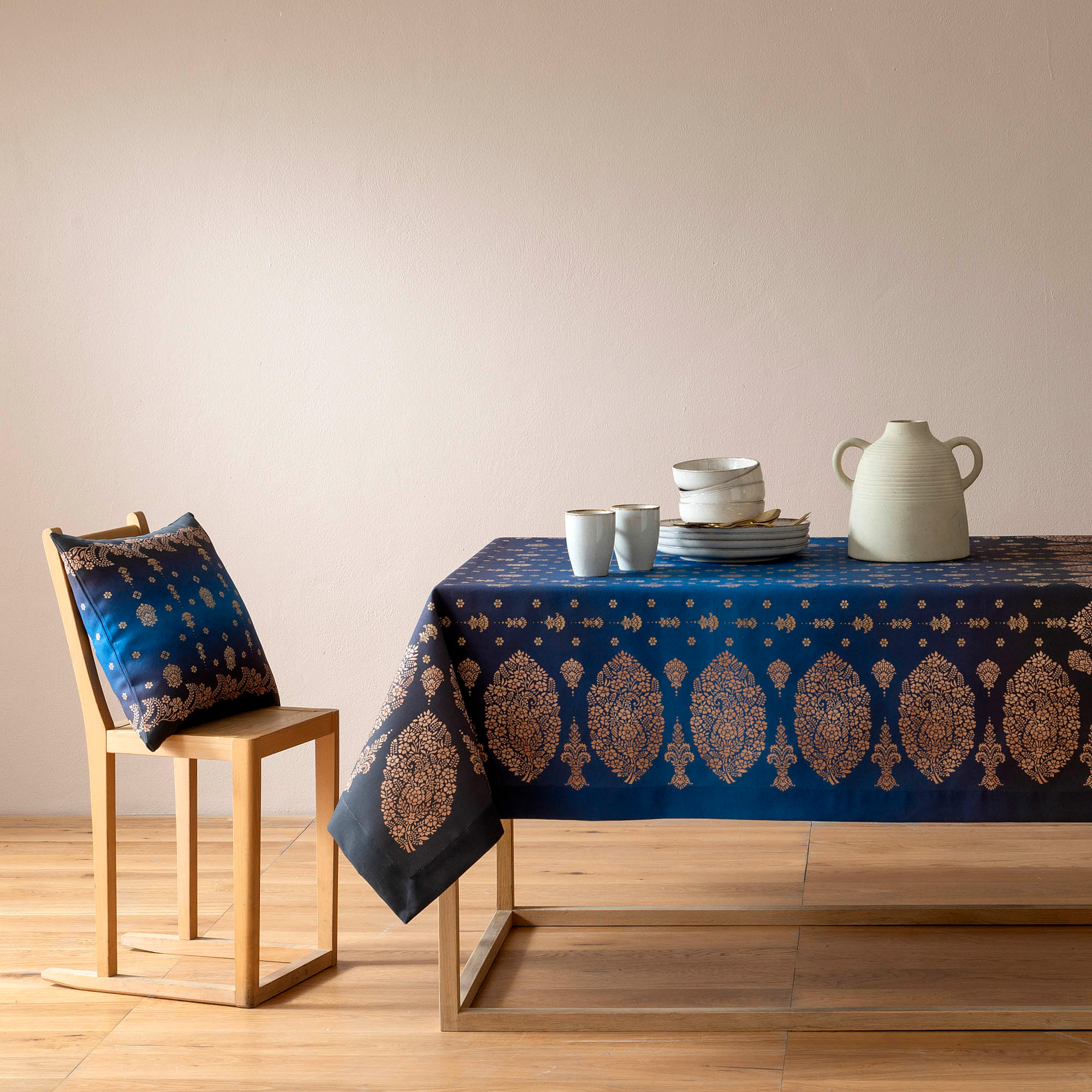 Bassetti Tischdecke Twill GOLD DECOR | B1 Blau